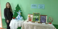 В школе проходит персональная выставка Абдуллиной Ксении "Кружева квиллинга"