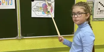В 5 классе прошел классный час на тему "Пионер — значит первый!", организованный в рамках программы "Я. Моя семья. Моя Родина"
