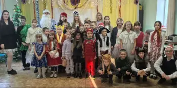 💫В преддверии Нового года в нашей учреждении образования, 24.12.2025,  для учеников 1–5 классов прошло новогоднее представление
