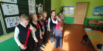 Во 2 классе прошло мероприятие "23 февраля" ко Дню защитника Отечества