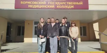 Будущее медицины начинается в школе: старшеклассники посетили День открытых дверей в медколледже