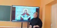 14.10.2026 в 8 классе прошло мероприятие, посвящённое Дню матери.